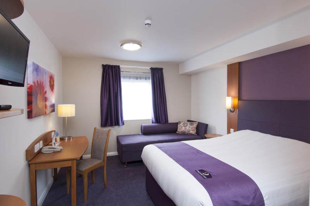 Premier Inn Lowestoft Room photo