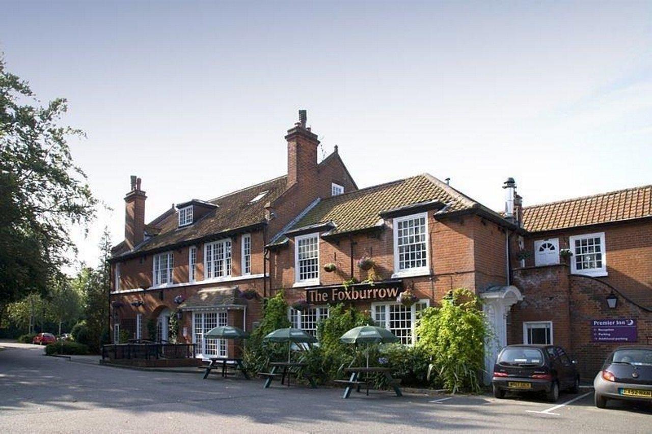 Premier Inn Lowestoft Exterior photo